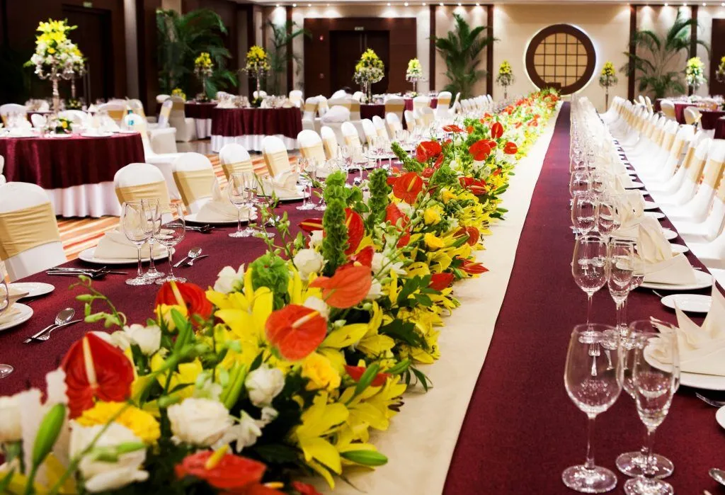 Ways Luxury Catering & High-End Event Production Can Add a New Definition to Your Wedding