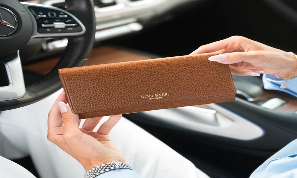 How Luxury Wallets For Women Complement Different Personal Styles